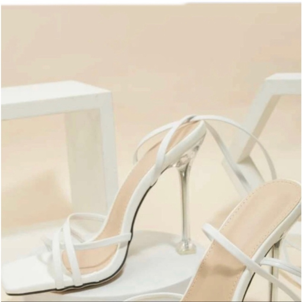 🔥🔛ALL WHITE TIE UP YOUR LEG SQUARE TOE 4 INCH HEELS👠SO MANY WAYS TO WEAR THEM - Picture 3 of 12